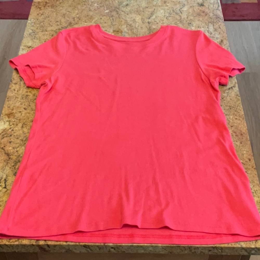 Eddie Bauer t-shirt